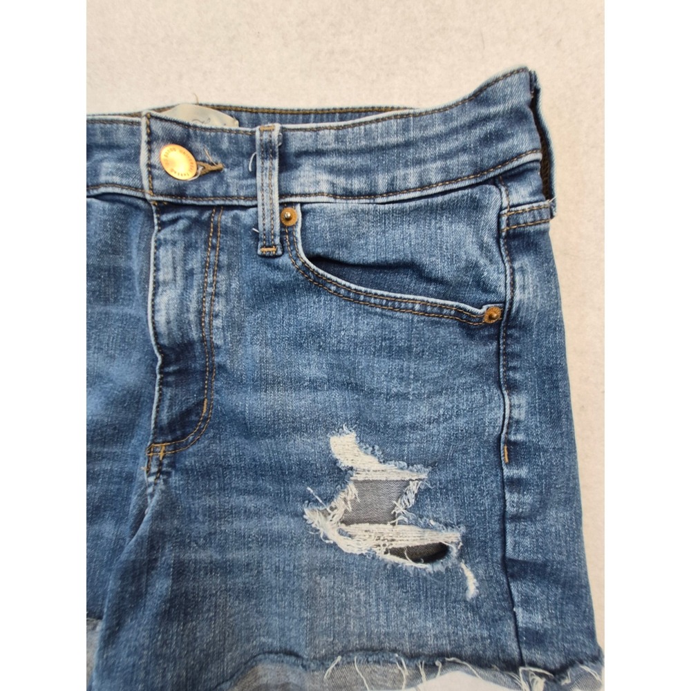 Universal Thread High Rise Midi Jorts Womens 8/29 Blue Distressed Raw Hem - Picture 6 of 14